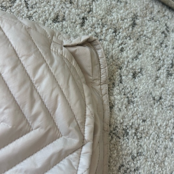 Athleta NWT padded shorts size 14 super cute good/beige - Picture 5 of 13